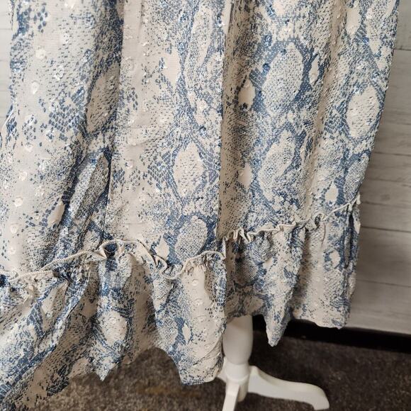 Altar'd State Size XS Blue &‎ White Snakeskin Print Dress - Picture 8 of 11